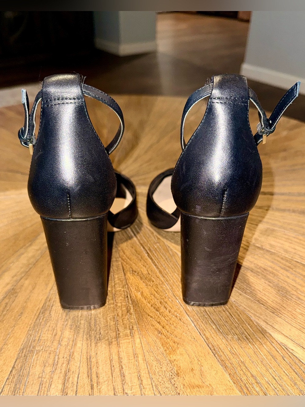 Aldo Black Pointed-Toe Ankle-Strap Block Heels, size 8 - Picture 6 of 8